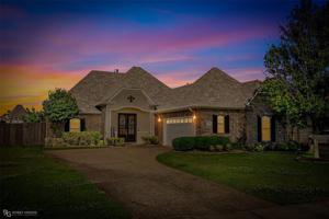 528 Half Moon Lane