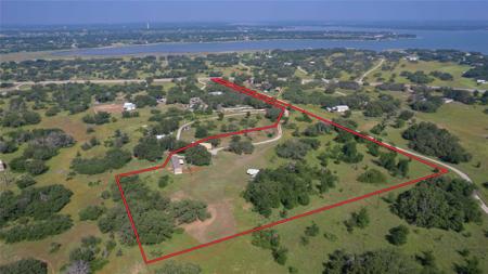 7260 N FM 2125