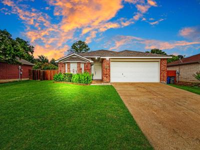 1043 Mustang Court