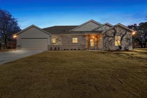 3907 Davis Road