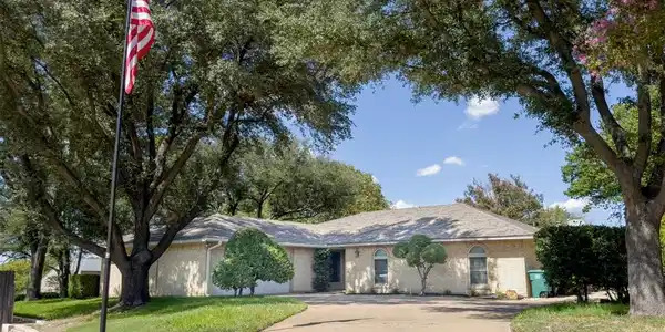 8712 Hidden Cove Court