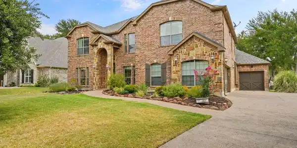 12256 Indian Creek Drive