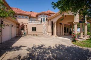 2448 Mountain view Court