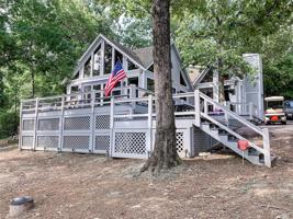 106 Barker Creek