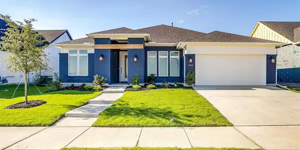 7205 Talon Drive
