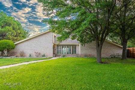 2310 Gathright Drive