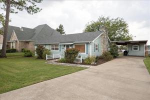 1704 Richard Court