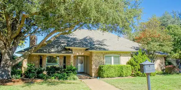 7608 Westwind Drive