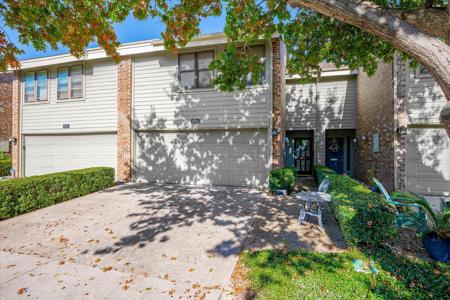 6764 E Northwest Highway