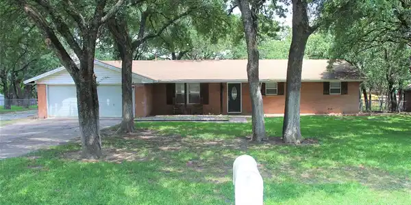 124 N Jarvis Lane