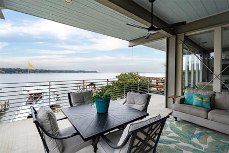 125 Shore Line Drive