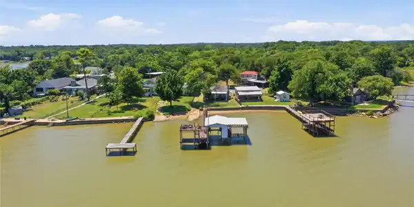 6820 Briar Road