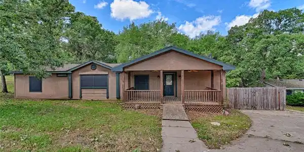 139 Cambridge Drive