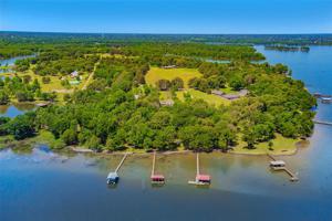 1360 Private Road 6395