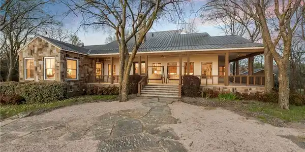 145 Bella Vista Lane