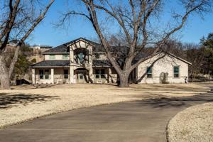1304 E Baja Court