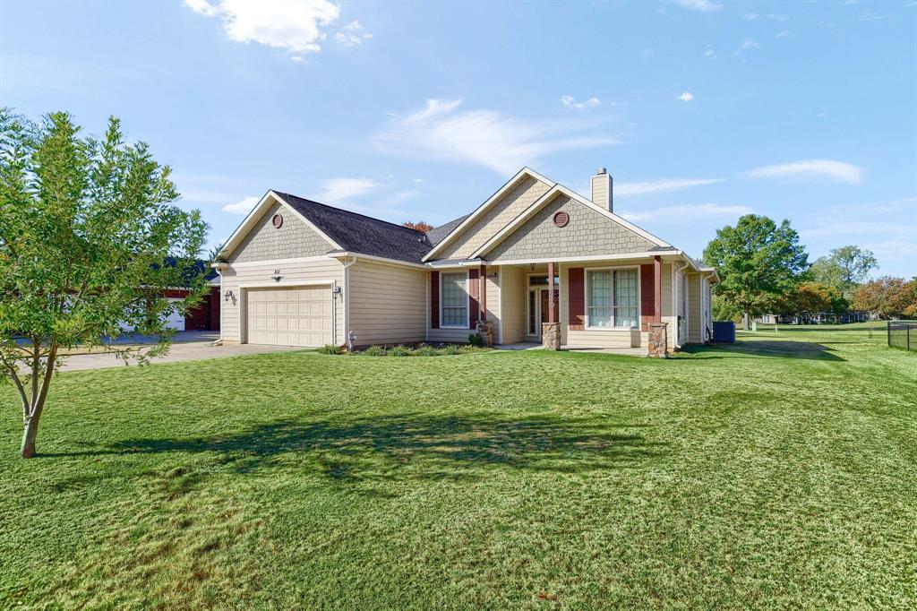 213 Cayuga Trail N, Lake Kiowa, TX lhrmls01923012