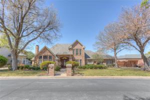 2112 Scenic Bay Drive