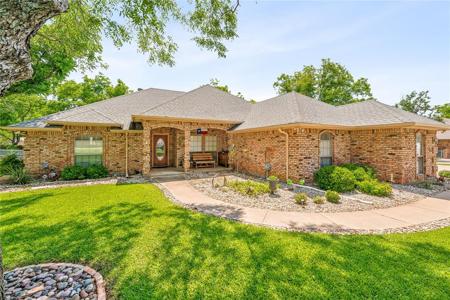8913 Hickory Hill Drive