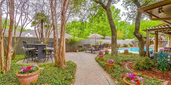 8709 Eagleview Court