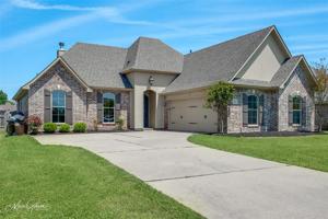 3921 Le Brooke Lane