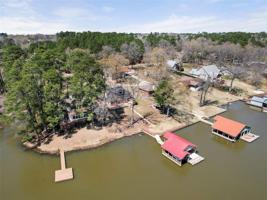1706 W Lake DR Drive
