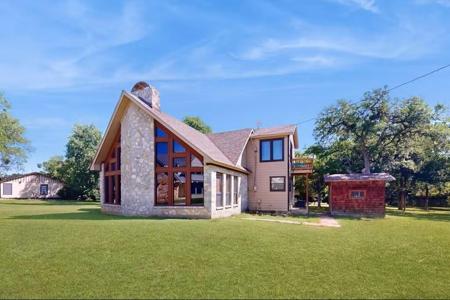 120 Live Oak Drive