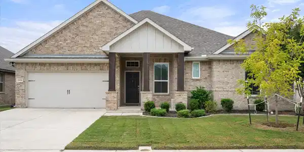 1416 Lakeview Drive