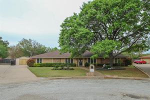 5417 Knollwood Drive