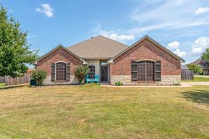 915 Winding Road