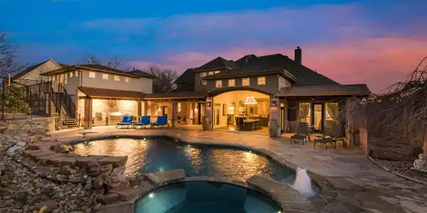 3824 Bay Court