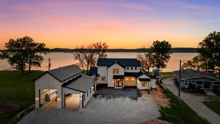 1163 Willow Road