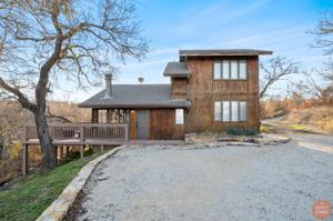 6300 Lakewood Lane