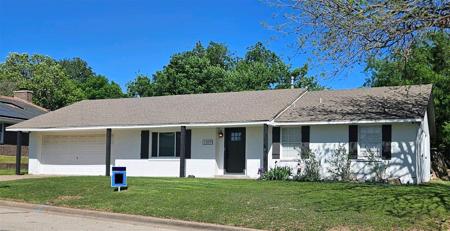 1309 Elaine Street