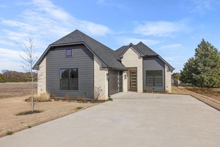115 Palisades Drive