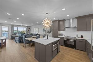 3412 Scenic point Road