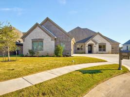 1204 Huntington Cove Court