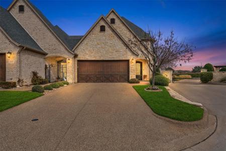 2400 Vineyard Drive