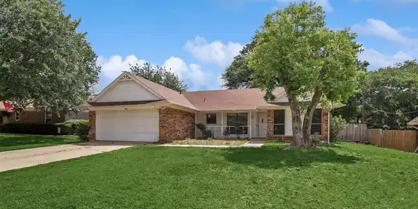 241 Lilac Lane