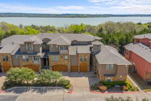 2615 Villa Di Lago Drive