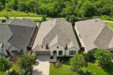 1104 Bluestem Drive