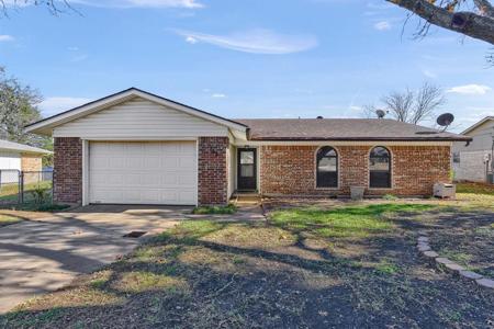 749 Hillside Drive