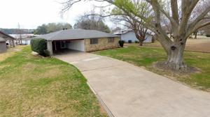 3917 Winding Way
