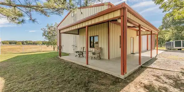 327 County Road 4851