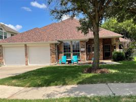 5756 Derek Way