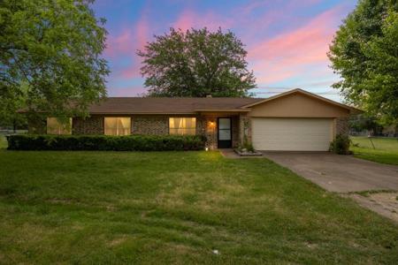 3315 Tin Top Highway