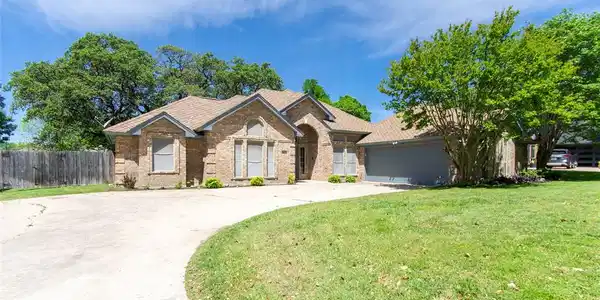 8517 Woodslane Drive