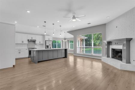 2780 Beacon Hill Drive