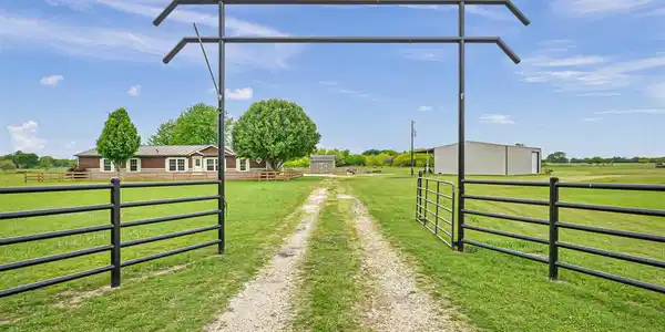 1180 County Road 3160