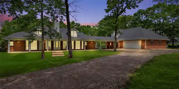 443 Susan Grove Boulevard